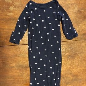 Carter’s Newborn Nightgown with Mit Covers
